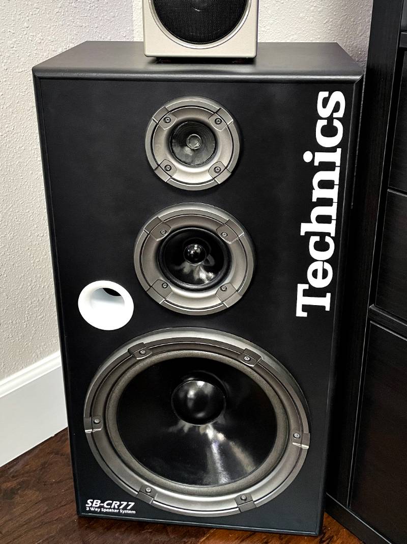 Speaker Lettering from BASIL R, TX