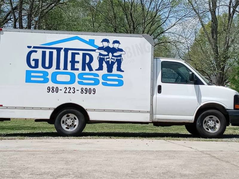 2007 Chevy box van Box truck Lettering from David D, NC