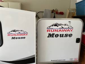 Runaway Cool Camp Faker door Lettering from Nancy Z, MO