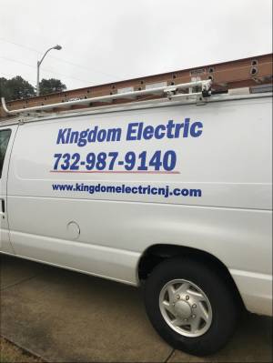 2007.  E250 van Van Lettering from anthony b, NJ